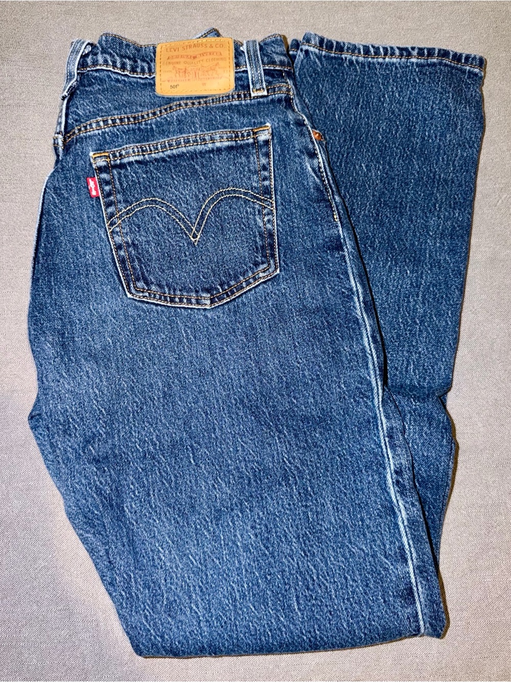 LEVI’s 501 Jeans for Women “Same Intent” (Dark Wash) in 27x32